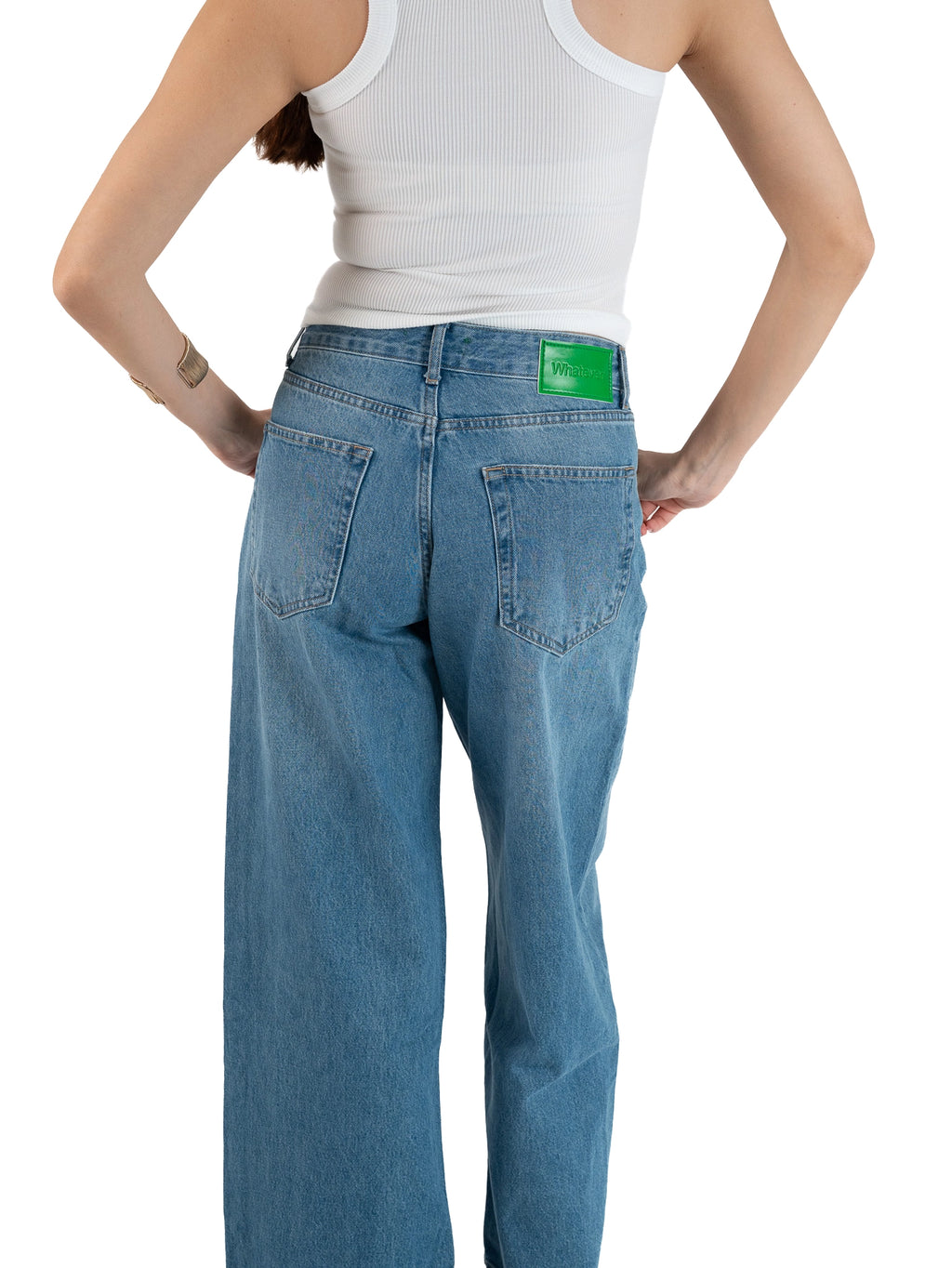 WIDE-LEG MID-RISE JEANS