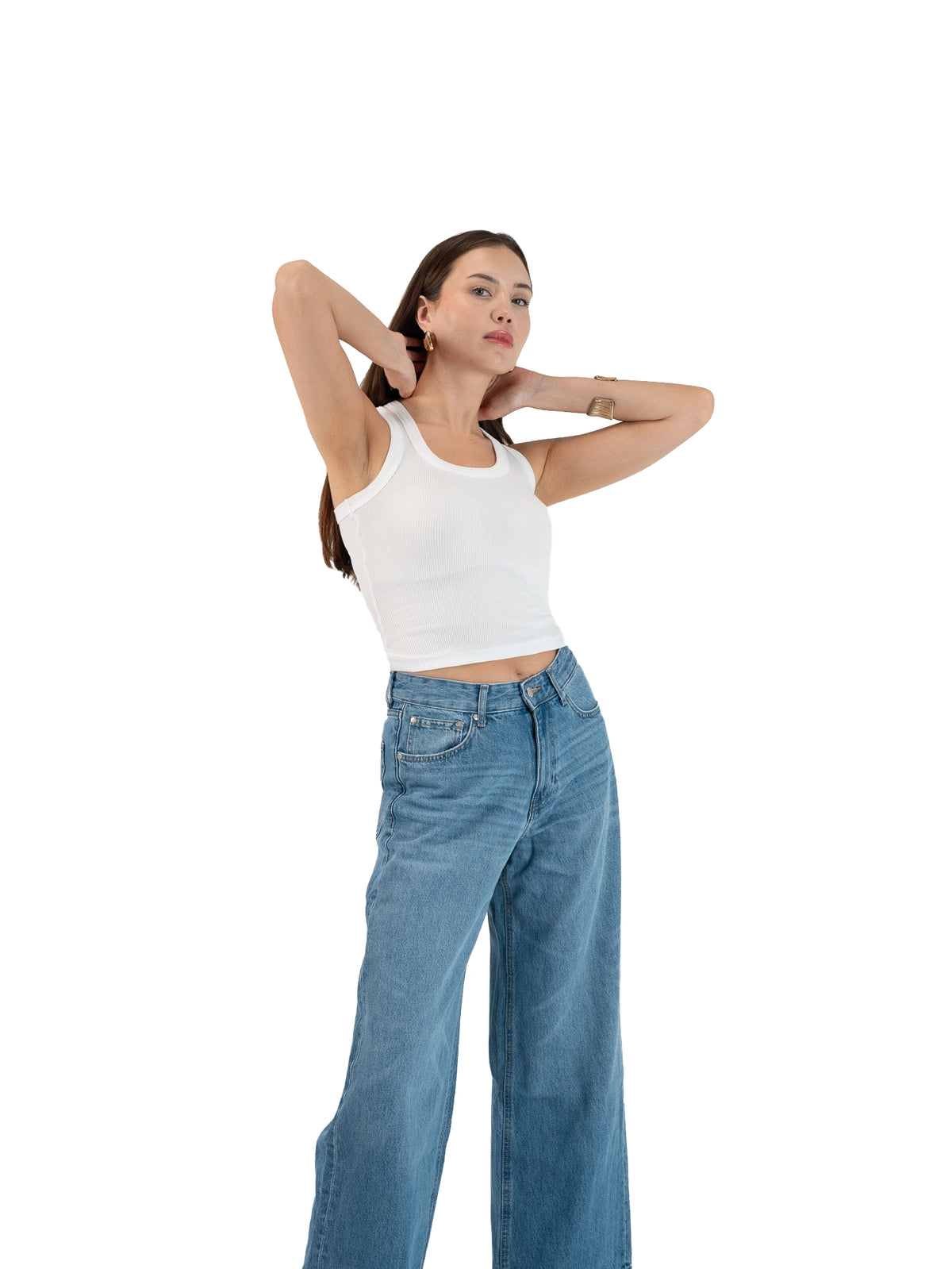 WIDE-LEG MID-RISE JEANS