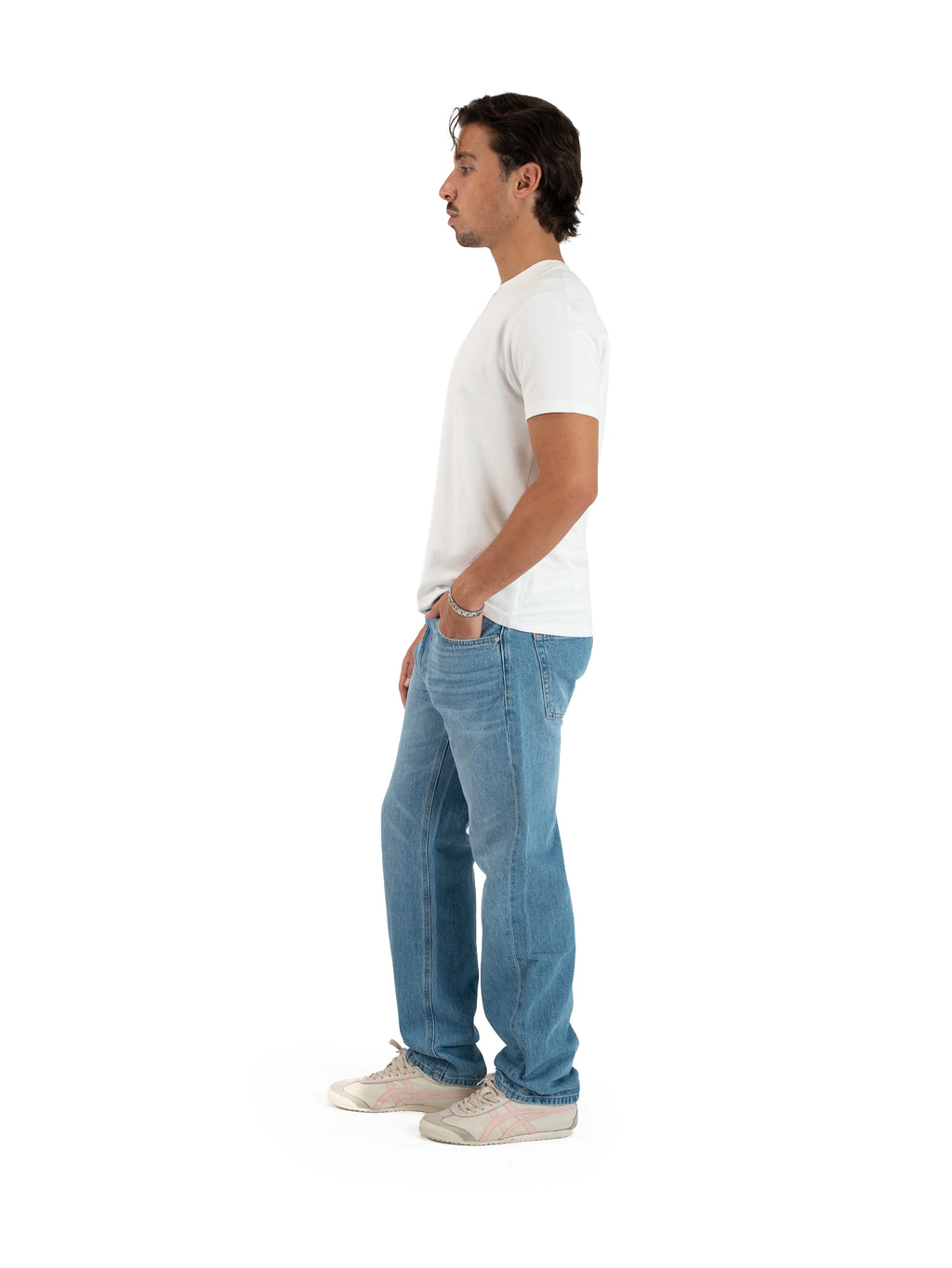 STRAIGHT FIT JEANS