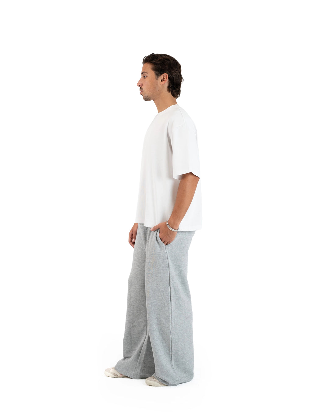 WIDE-LEG SWEATPANTS