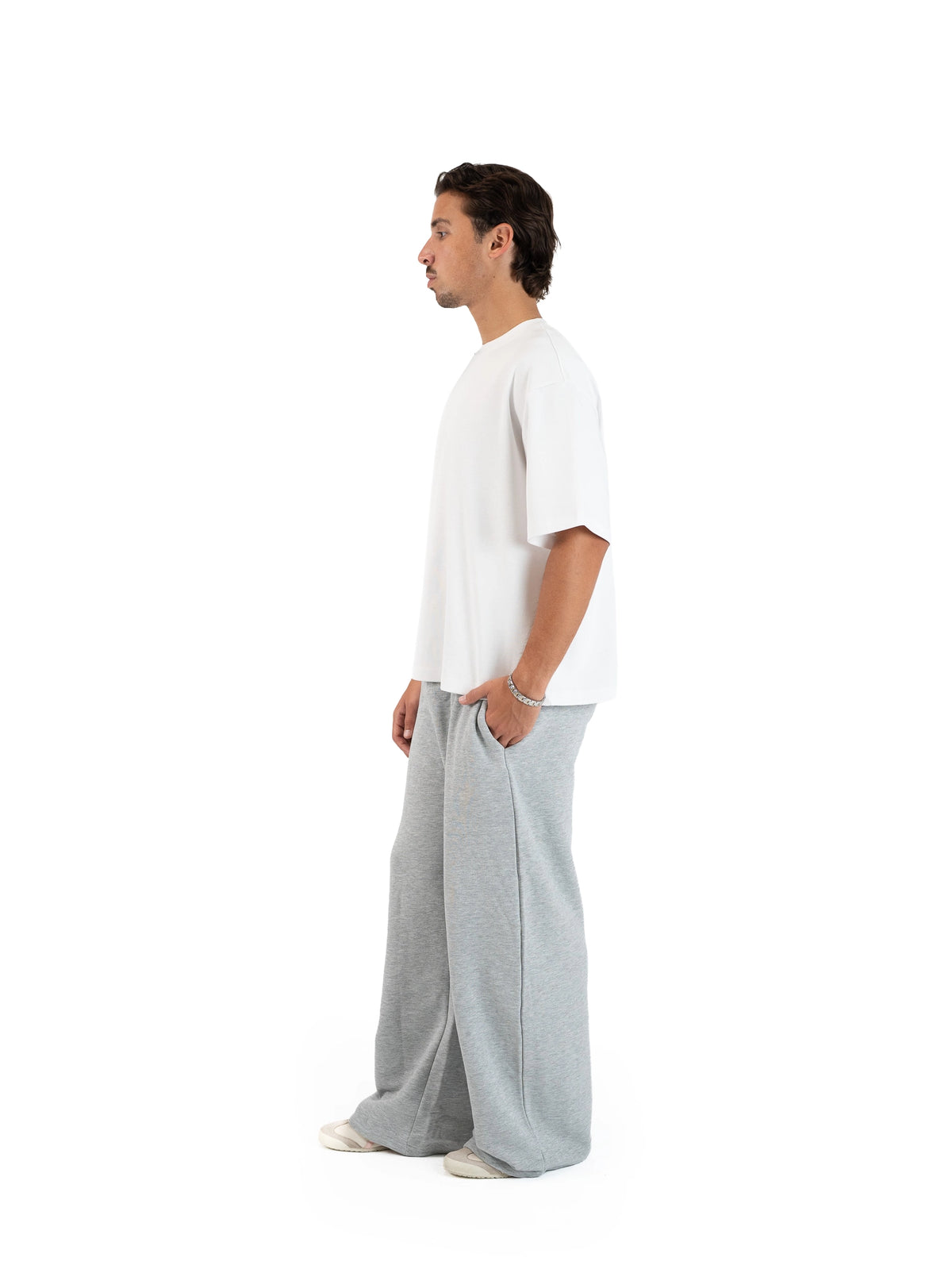 WIDE-LEG SWEATPANTS