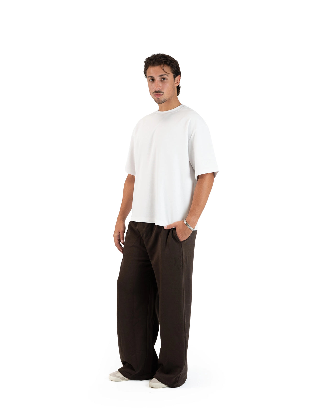WIDE-LEG SWEATPANTS