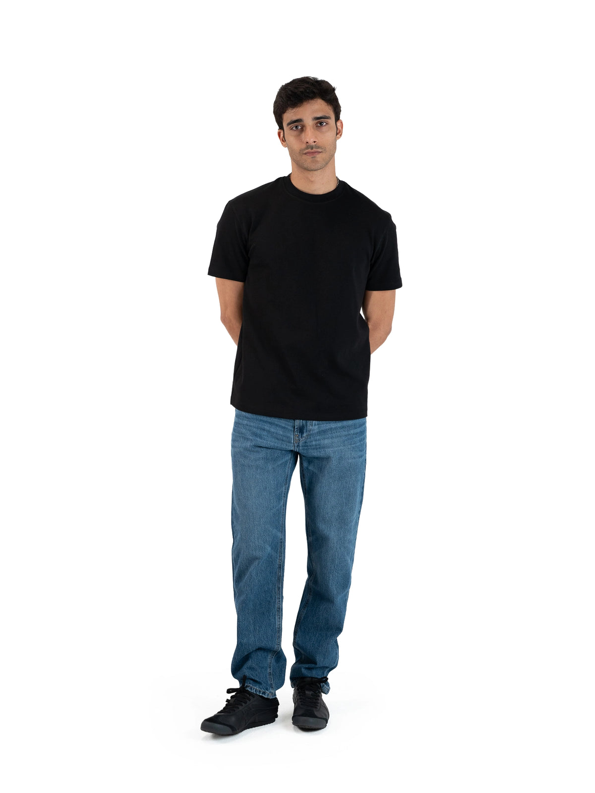 STRAIGHT FIT JEANS