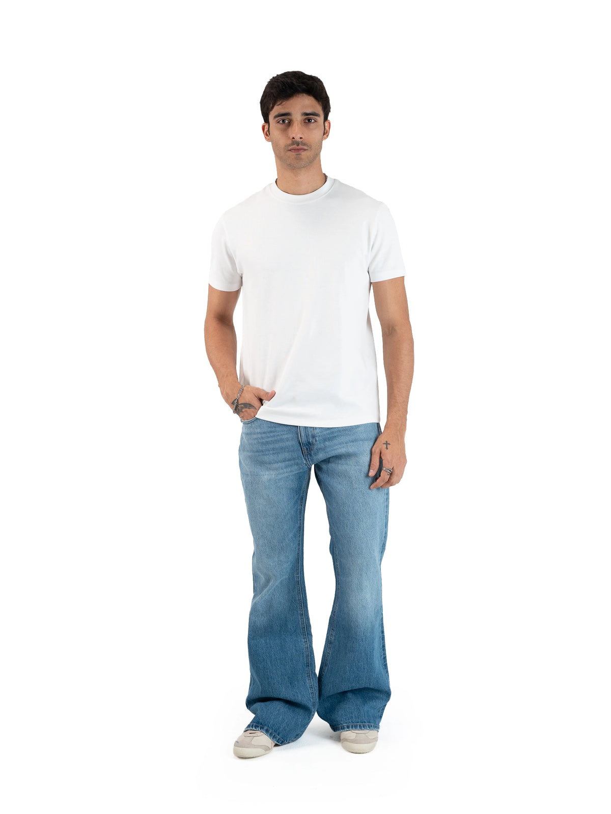 FLARE FIT JEANS