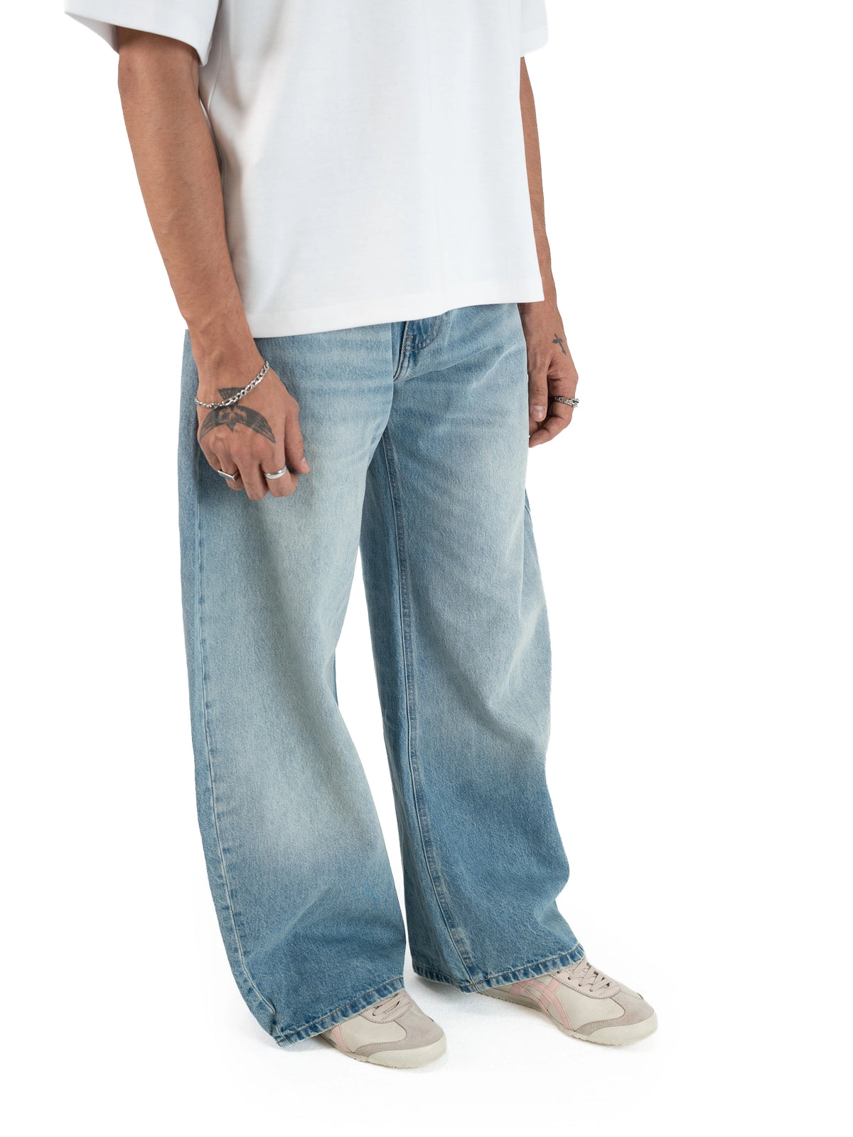 BALLOON FIT JEANS