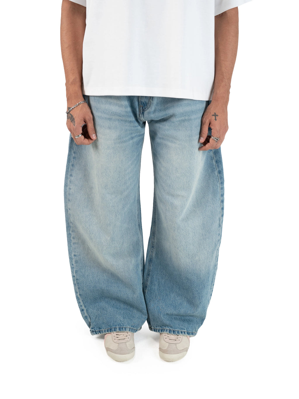 BALLOON FIT JEANS