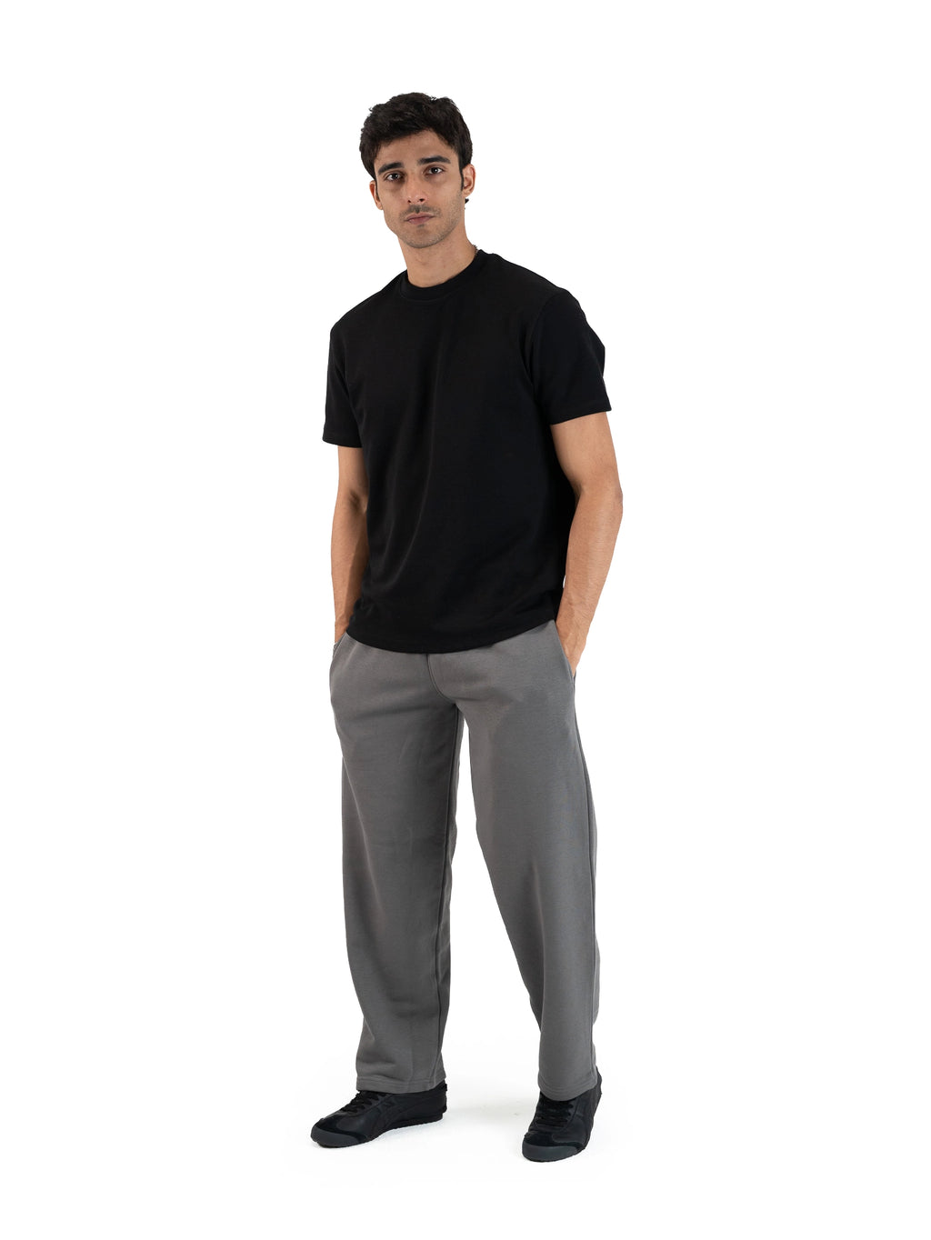 STRAIGHT-LEG SWEATPANTS