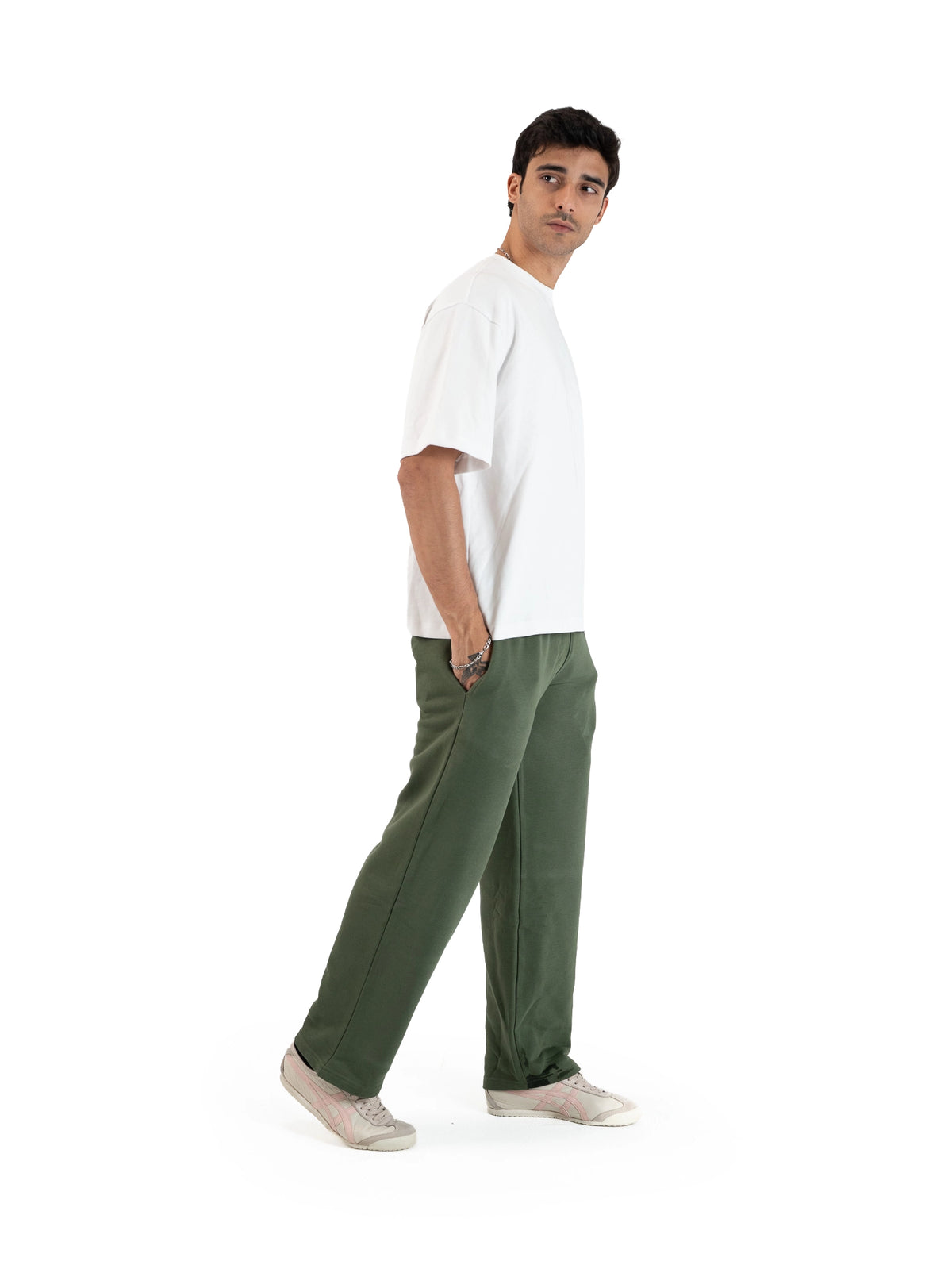 STRAIGHT-LEG SWEATPANTS