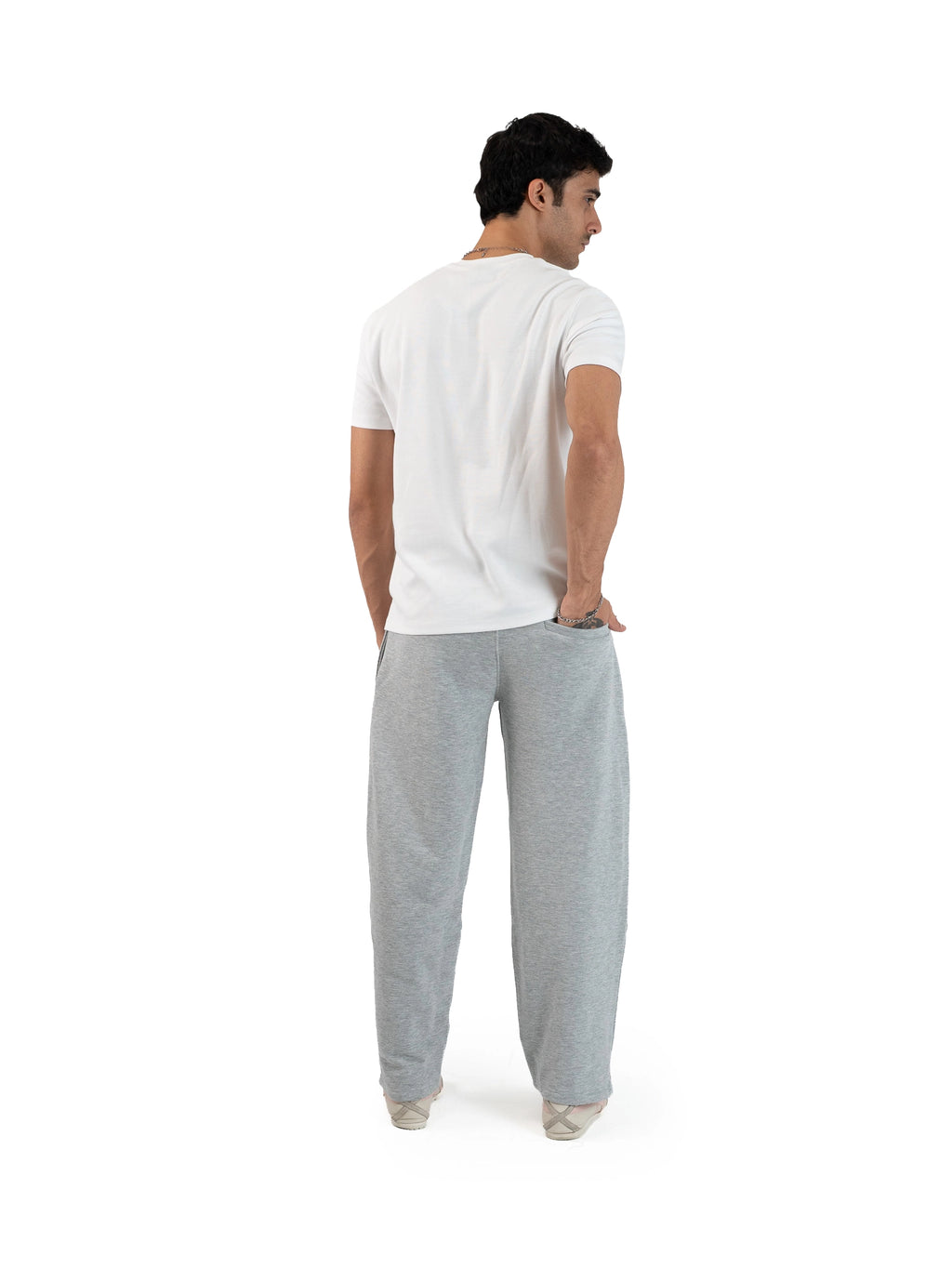 STRAIGHT-LEG SWEATPANTS